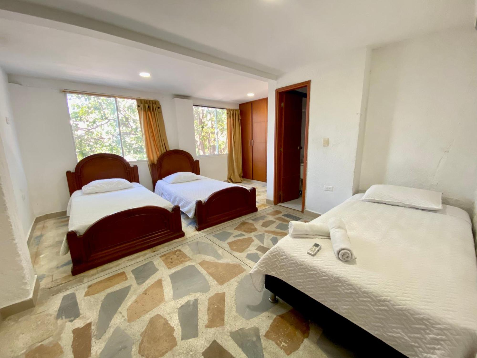Hotel Cabanas Villa Roca, Rodadero Санта Марта Екстериор снимка